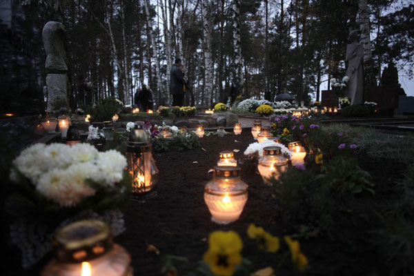 People memorize deceased on All Saints Day