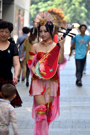 Cosplay comes out in Xiamen