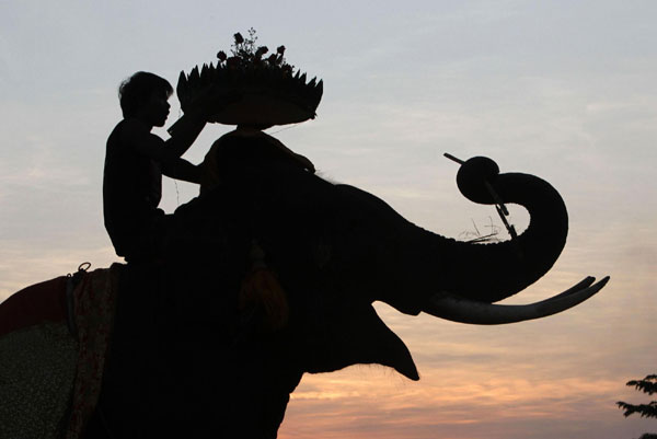 Thai people celebrate Loy Krathong festival