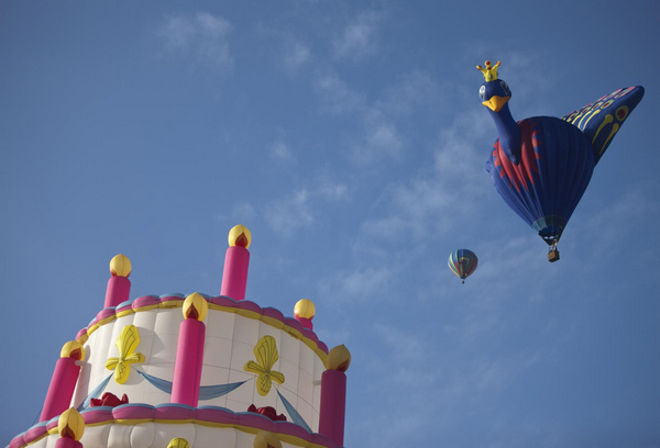 Int'l Hot Air Balloon Festival kicks off in Mexico