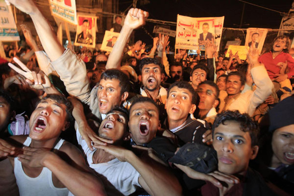 Yemen's president signs deal to step down