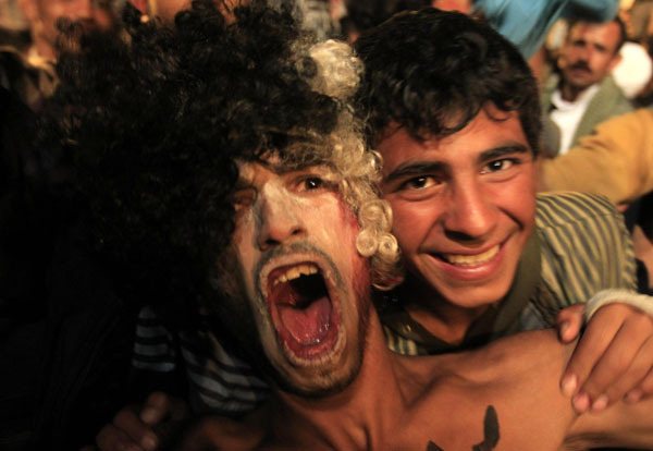 Yemen's president signs deal to step down