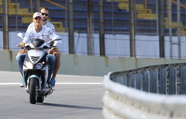 F1 drivers hit the track ahead of match...on bicycle
