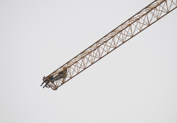 Crane protest over missing pay