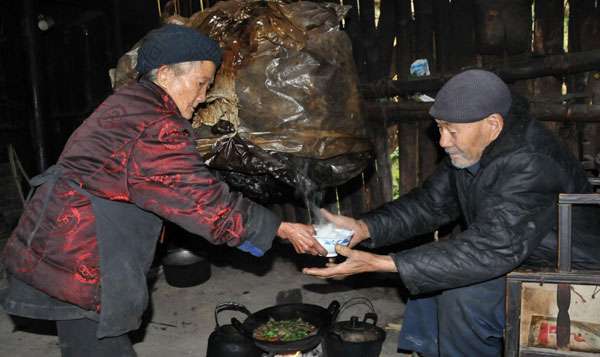 China's oldest couple at 106 and 109