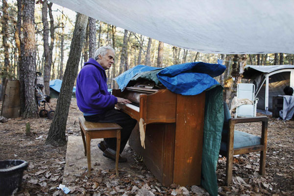 Homeless community in New Jersey under pressure