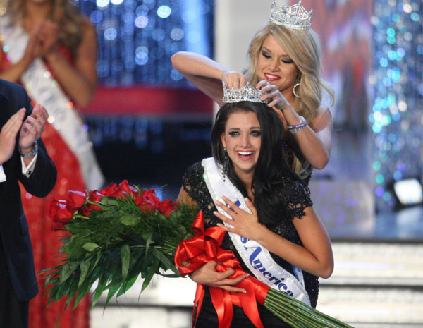 Wisconsin's Laura Kaeppeler crowned Miss America