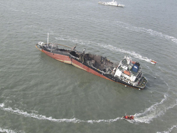 Five killed in South Korean ship explosion