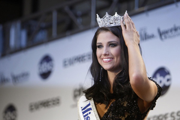 Wisconsin's Laura Kaeppeler crowned Miss America