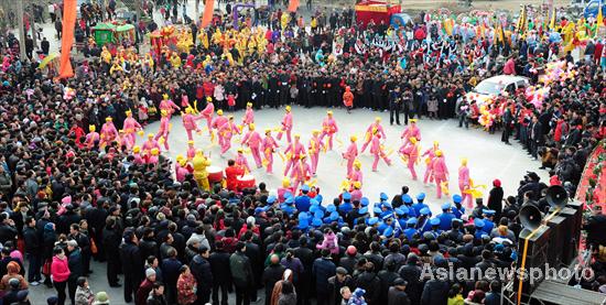 Cultural ceremony staged in NW China