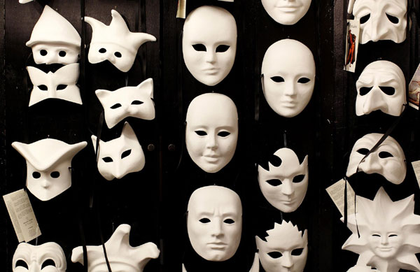 Masks workshop in Venice