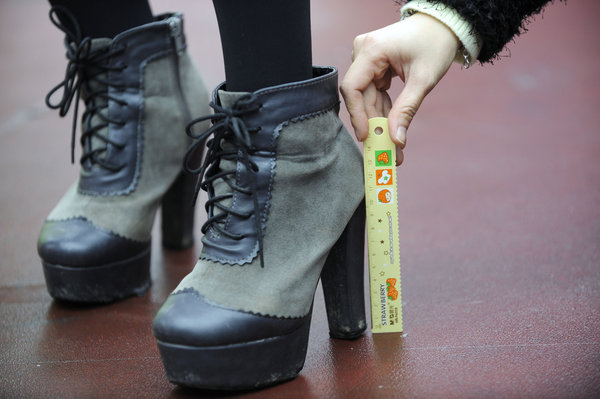 High heels race in South China city