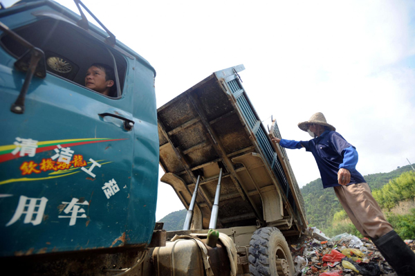 62-year-old cleaning street for 14 years