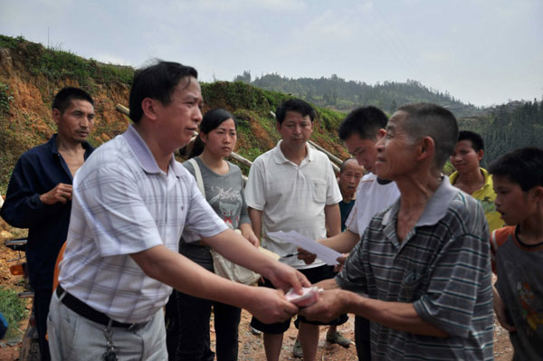 Tornado hits village in SW China