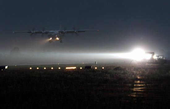 Night-flying training in Chengdu