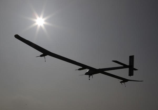 Solar Impulse attempts intercontinental flight