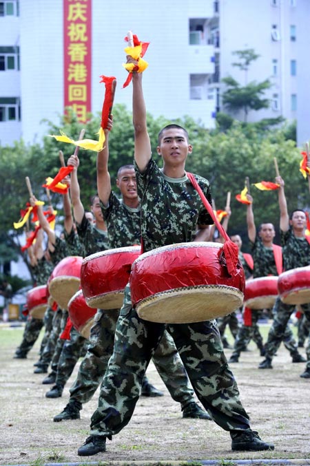Military display to mark HK anniversary