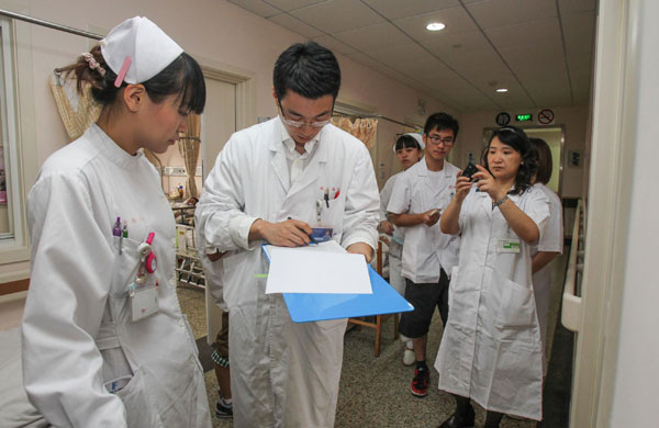 Visitors get insider's tour of hospital