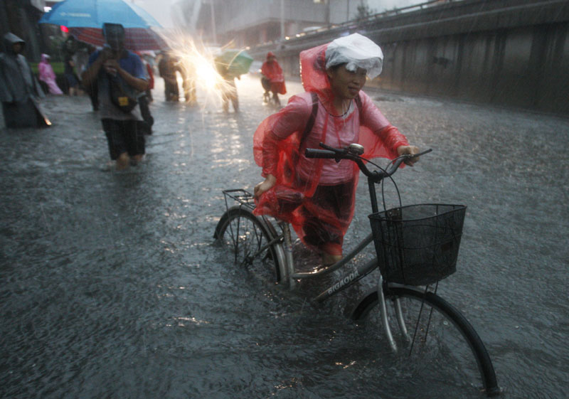 Heavy rain lashes Beijing | China