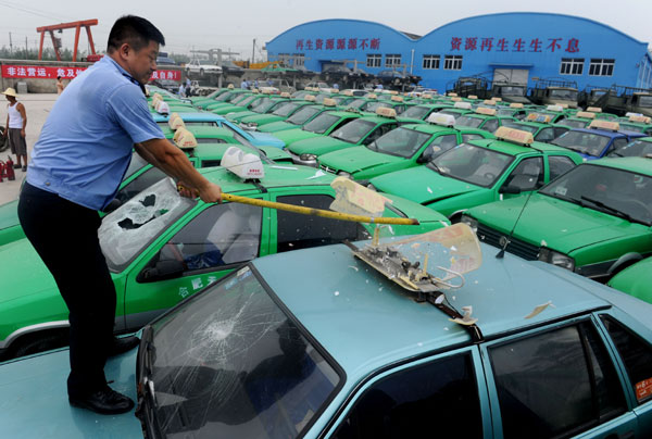 Clone taxis destroyed in E China