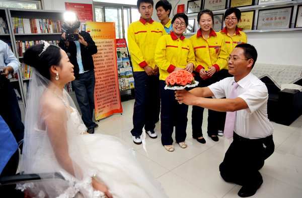 Gas station wedding fueled by love