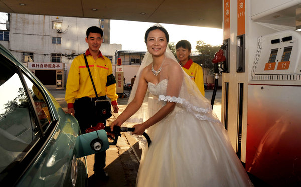 Gas station wedding fueled by love