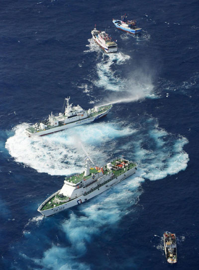Japan fires water cannon at Taiwan boats