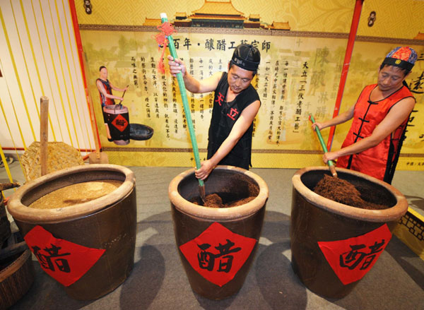 Intangible cultural heritage exhibited in Tianjin