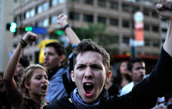 Capriles supporters protest against election results