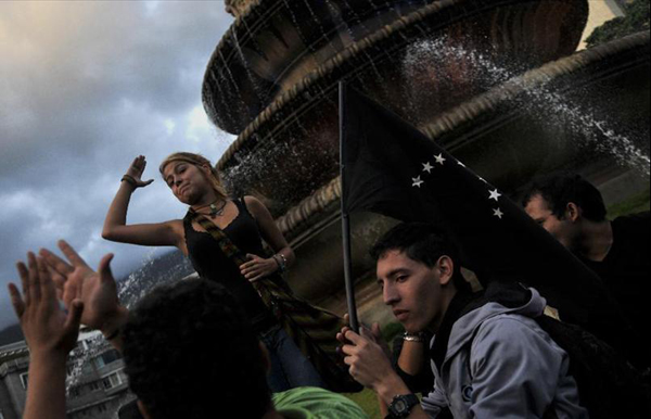 Capriles supporters protest against election results