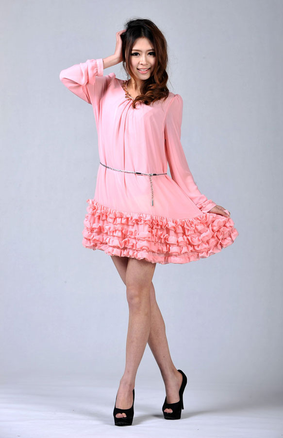 Taobao models live for clothes