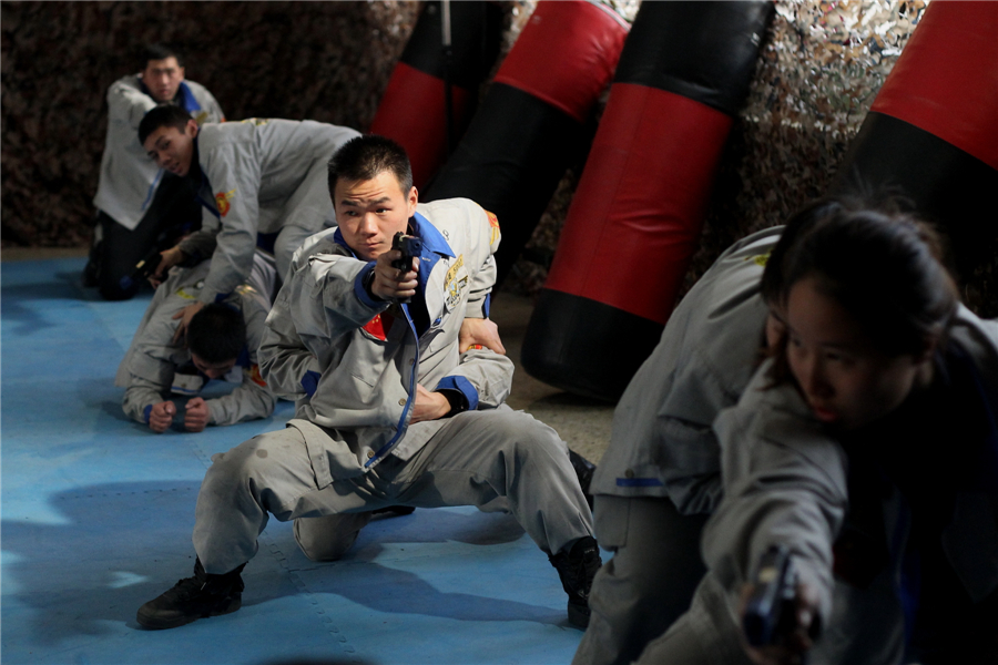 Future bodyguards receive training in Beijing