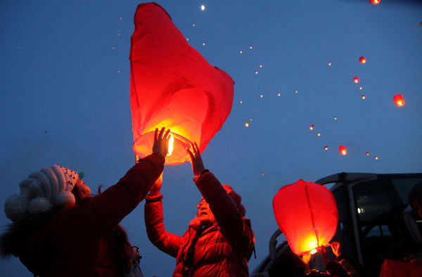 Spring Festival joy comes to life