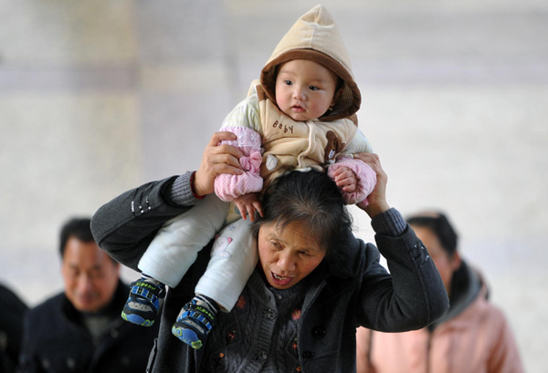 Young travelers during Spring Festival rush