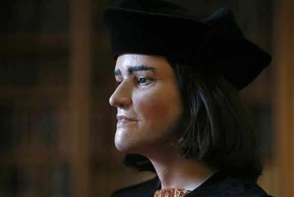 Plastic model reveals likeness of Richard III