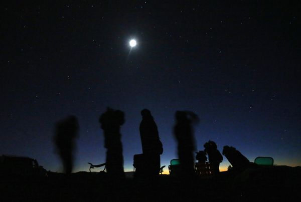 UFO tour in desert