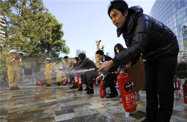 Drills held in Tokyo to mark 2nd anniversary of quake