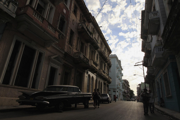 Exotic romance in Havana, Cuba