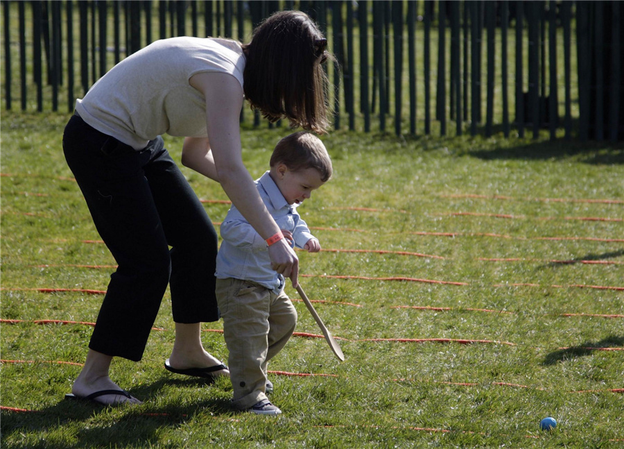 Obama family enjoys Easter Egg Roll with children