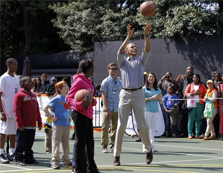 Obama family enjoys Easter Egg Roll with children