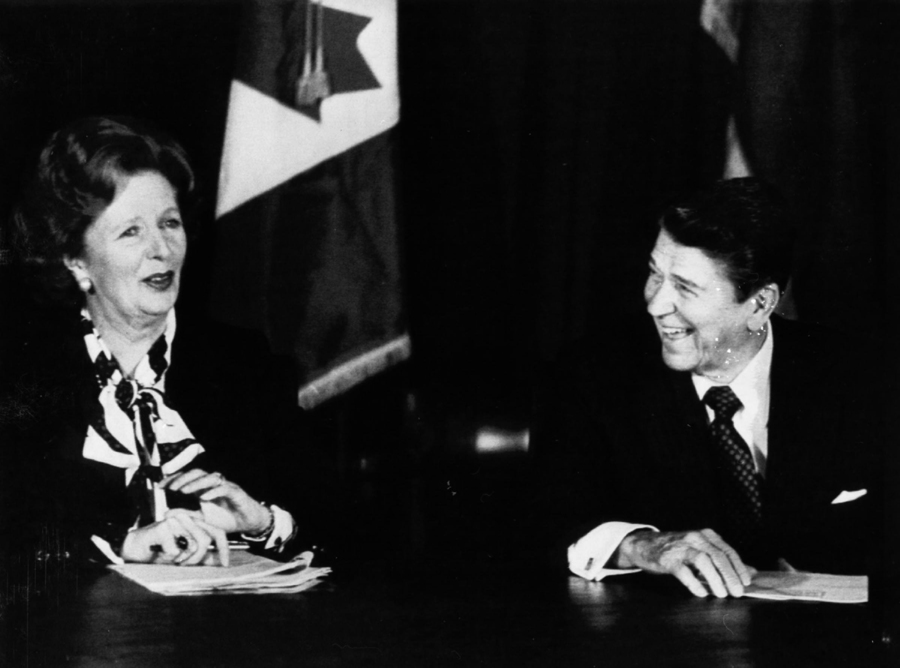 Then British Prime Minister Margaret Thatcher (L) and then US President Ronald Reagan share a laugh during a meeting of the Allied leaders in New York in this Oct 24, 1985 file photo. Margaret Thatcher with politicians