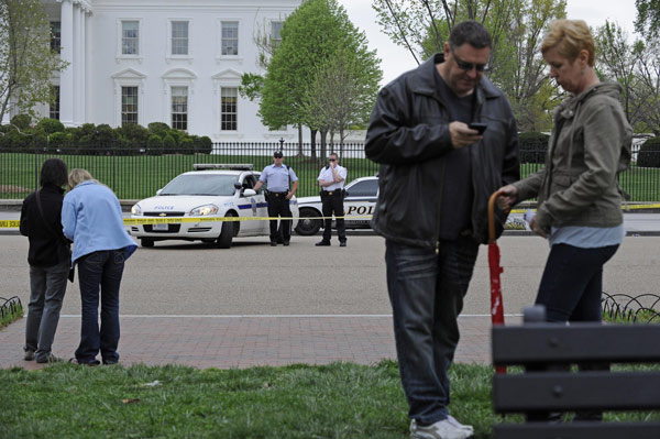 Security beefed up in US after Boston blast