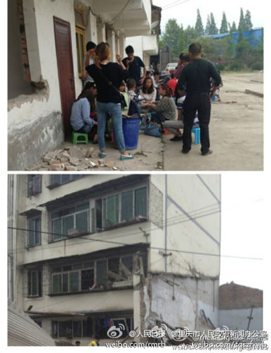 People taking shelter outdoors are pictured by weibo user meaningless_pihuaduo after a 7.0-magnitude earthquake shocks Lushan county of Ya'an city, Southwest China's Sichuan province, April 20, 2013. In Photos: 7.0-magnitude quake hits Sichuan