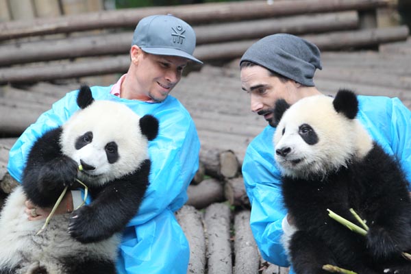 Backstreet Boys love China's pandas[3]|chinad