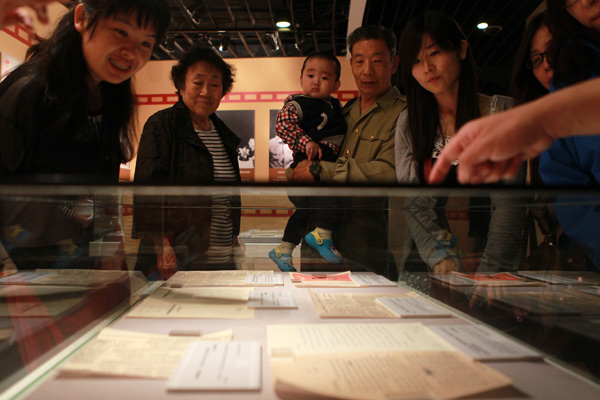 Exhibition tells CPC members in the past