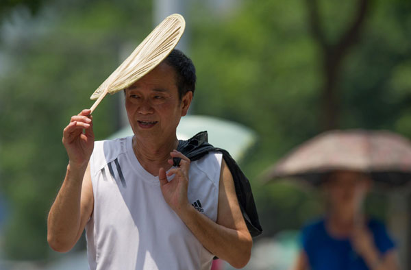 Scorching weather around China