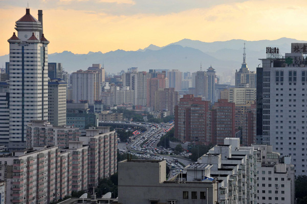 Beijing enjoys clear sky after brief thunderstorm