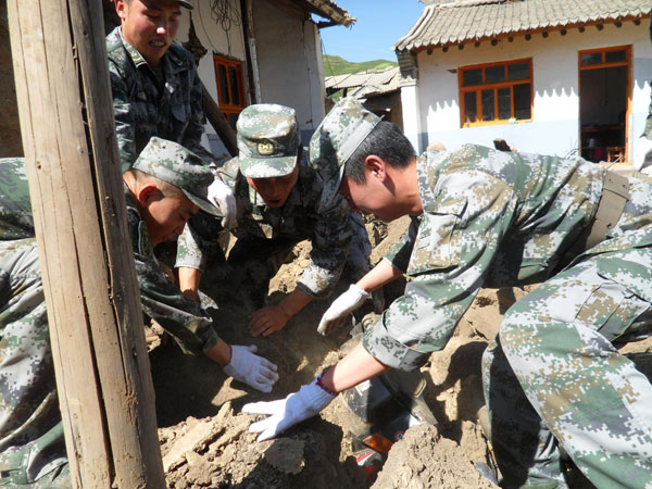 Rescue efforts under way in quake zone