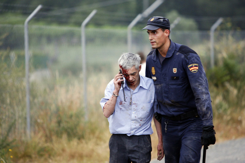 Train crash kills at least 78 in Spain