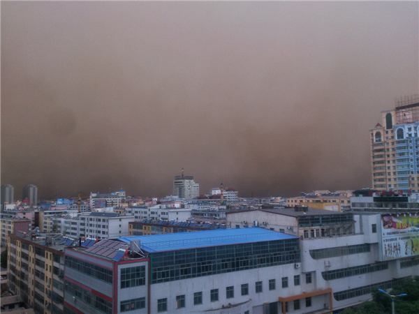 Floods, earthquake, now sandstorms strike Gansu